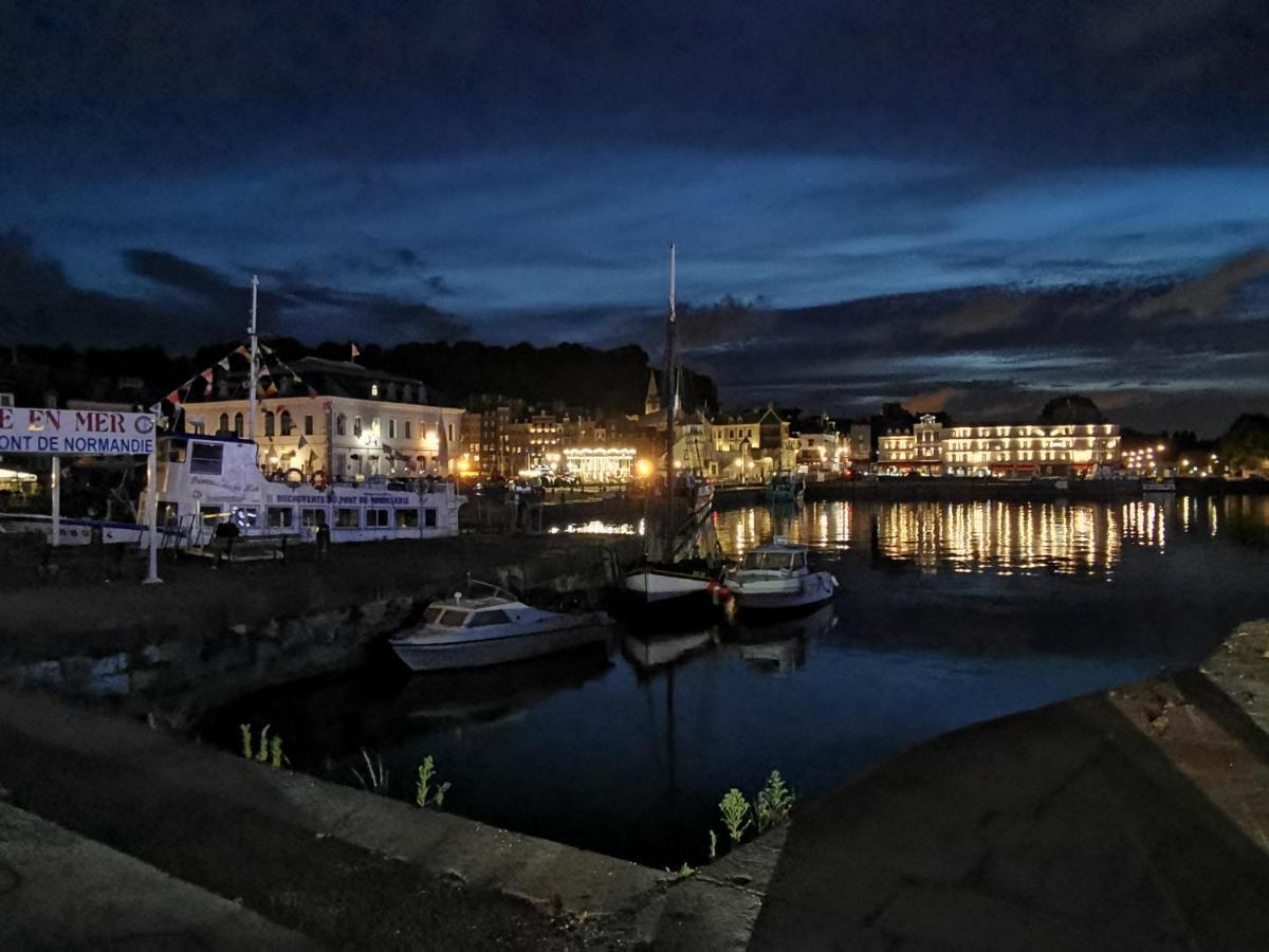 Phare Des Impressionnistes Lejlighed Honfleur Eksteriør billede